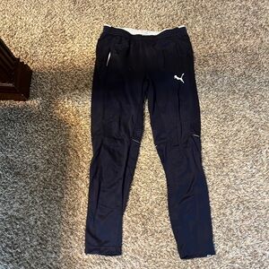 Men’s Puma joggers, size large, good condition